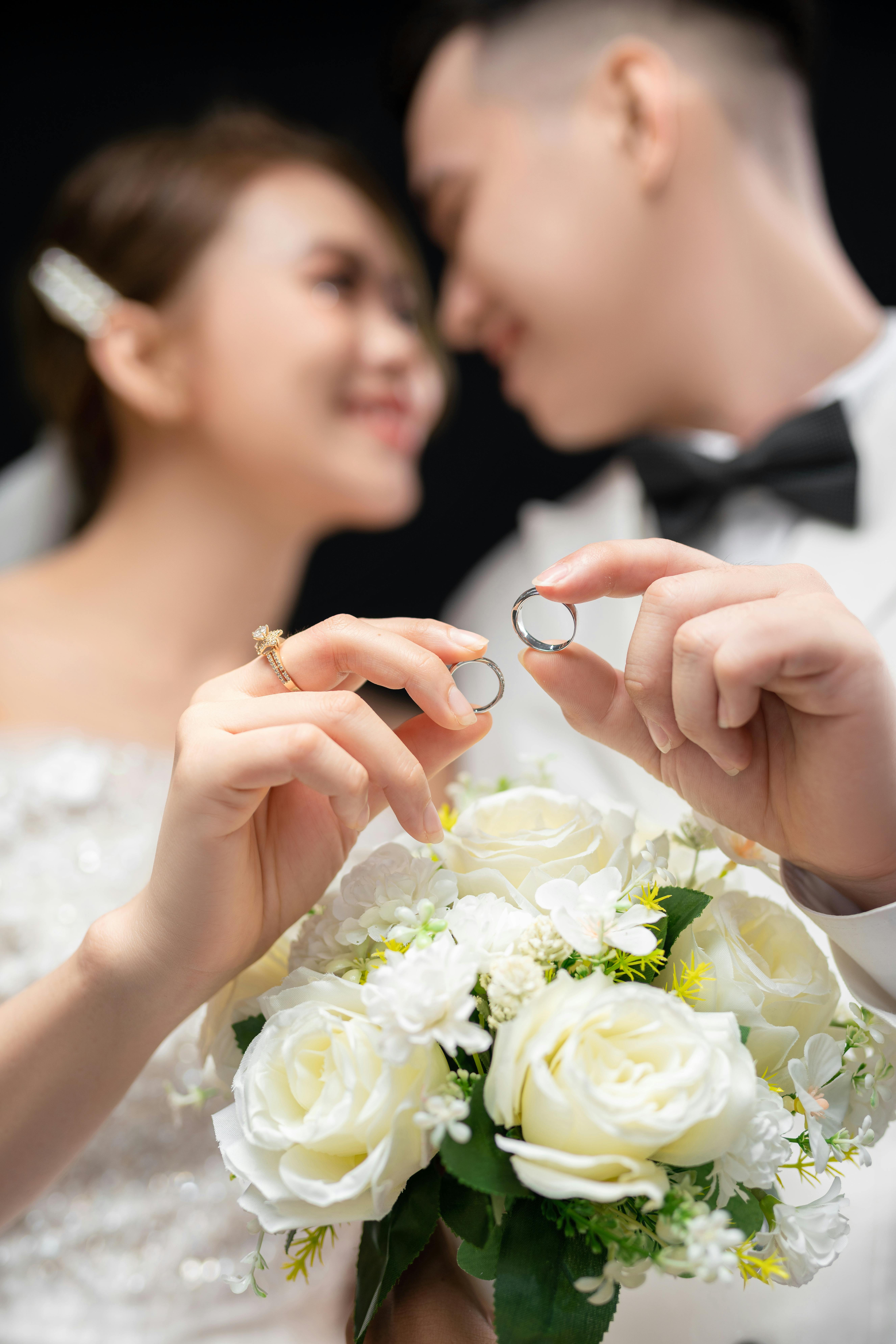 What are 3 things men want in a relationship?