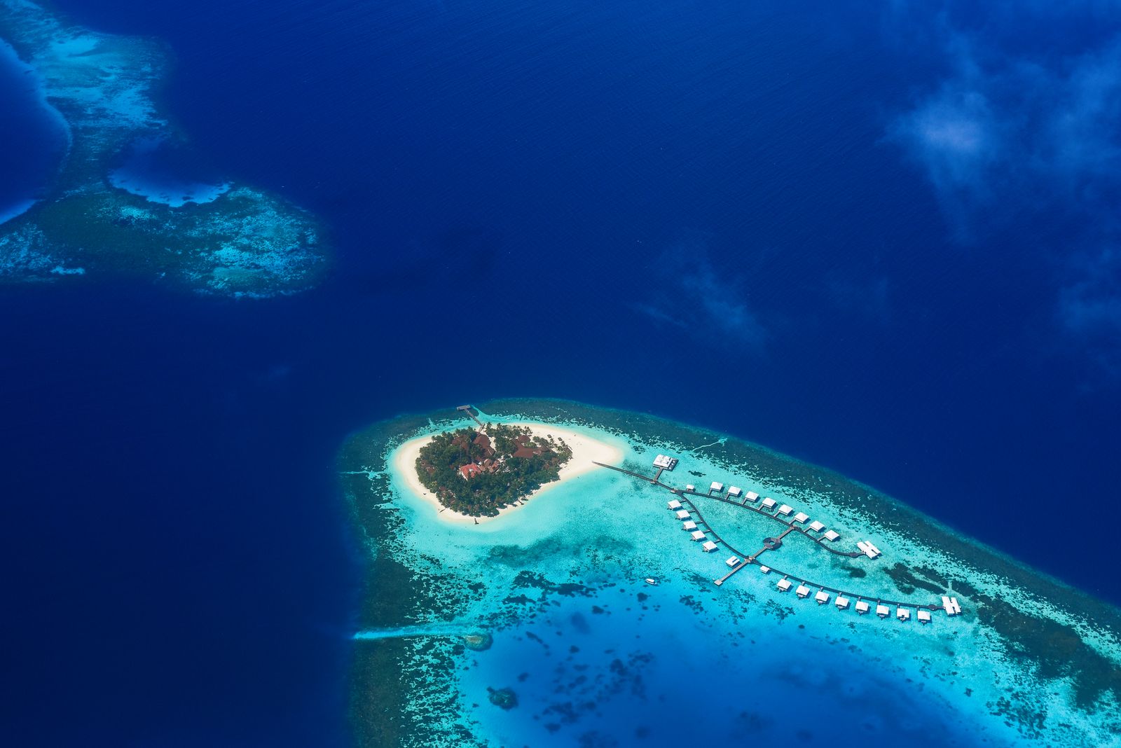 Aerial view of a Maldivian atoll