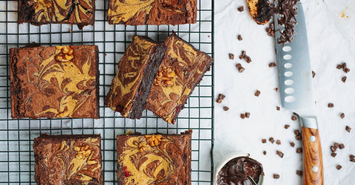 Why Your Homemade Brownies Aren't Chewy (And The Simple Shifts That Guarantee Fudgy, Chewy Perfection)