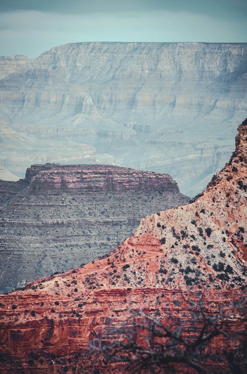 Бесплатное стоковое фото с Аэрофотосъемка, вертикальный выстрел, геологические формации