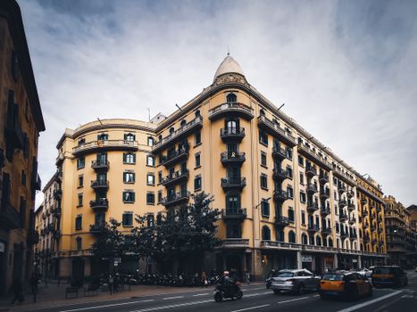 Stunning view of architectural beauty on Via Laietana in Barcelona, Spain.
