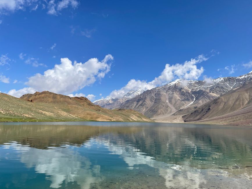 Chandratal Lake travel package