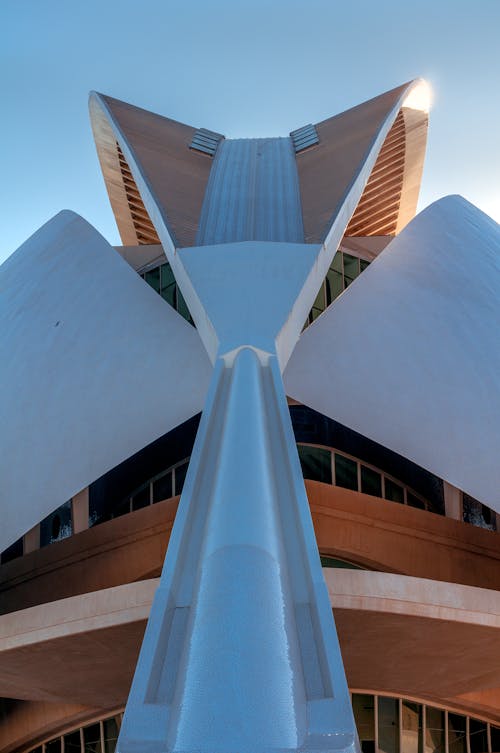 Fotos de stock gratuitas de cielo limpio, diseño, edificio