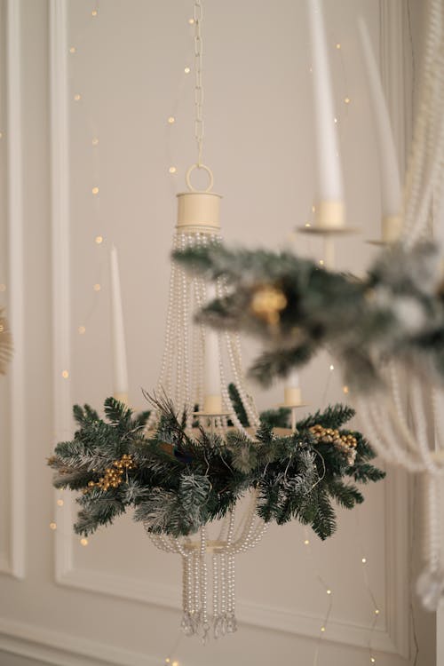Simple Christmas Decorations from Conifer Twigs 