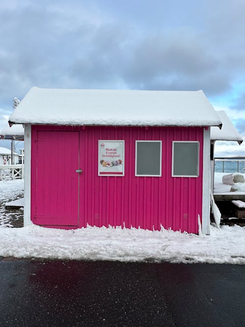 Immagine gratuita di cielo azzurro, coperto di neve, innevato