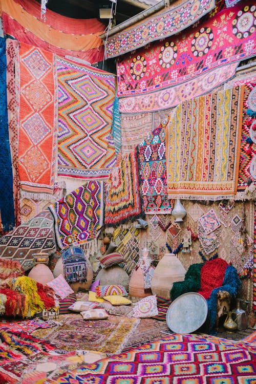 Традиционные ковры ручной работы
