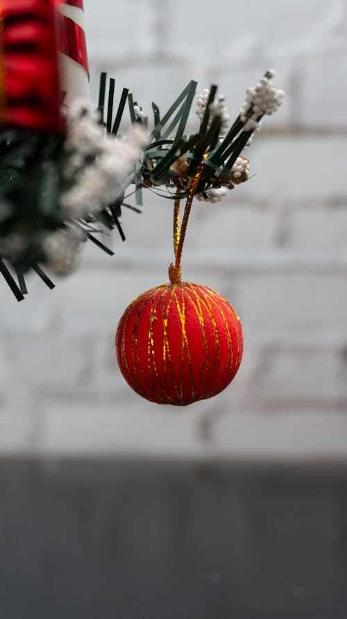 Foto profissional grátis de acessório, bola natalina, decoração