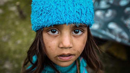 Foto d'estoc gratuïta de barret blau, bonic, foto vertical