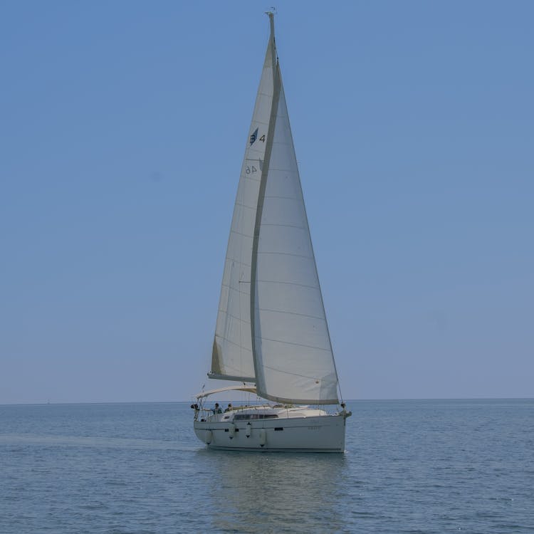 Foto d'estoc gratuïta de barca, clar cel blau, embarcació d'aigua