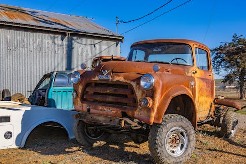 Foto profissional grátis de antigo, automobilístico, caminhonete