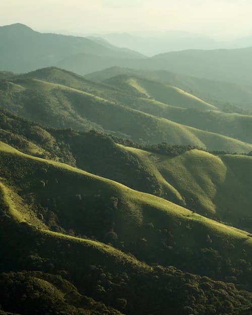 Foto profissional grátis de cadeia de montanhas, montanhas, paisagem