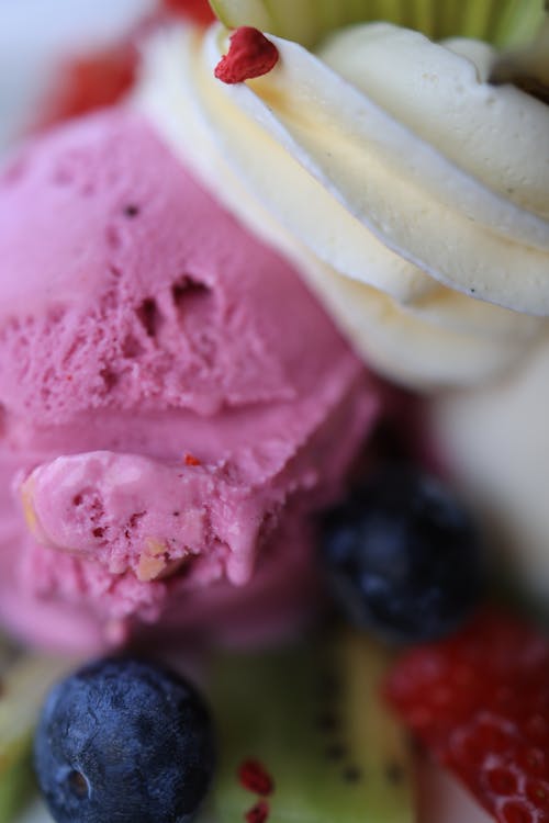 Foto d'estoc gratuïta de enfocament selectiu, fruites, gelat