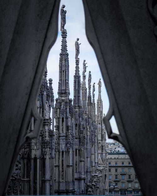 duomo di milano, 哥特式建築, 垂直拍攝 的 免費圖庫相片