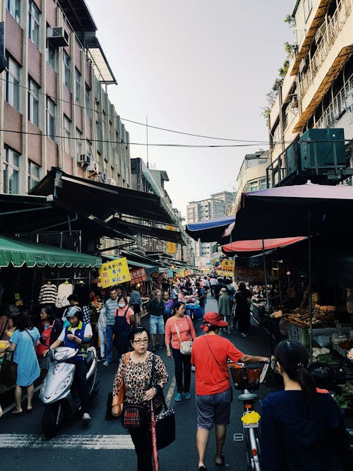 Δωρεάν στοκ φωτογραφιών με αγορά, Άνθρωποι, ασιάτης Φωτογραφία από στοκ φωτογραφιών