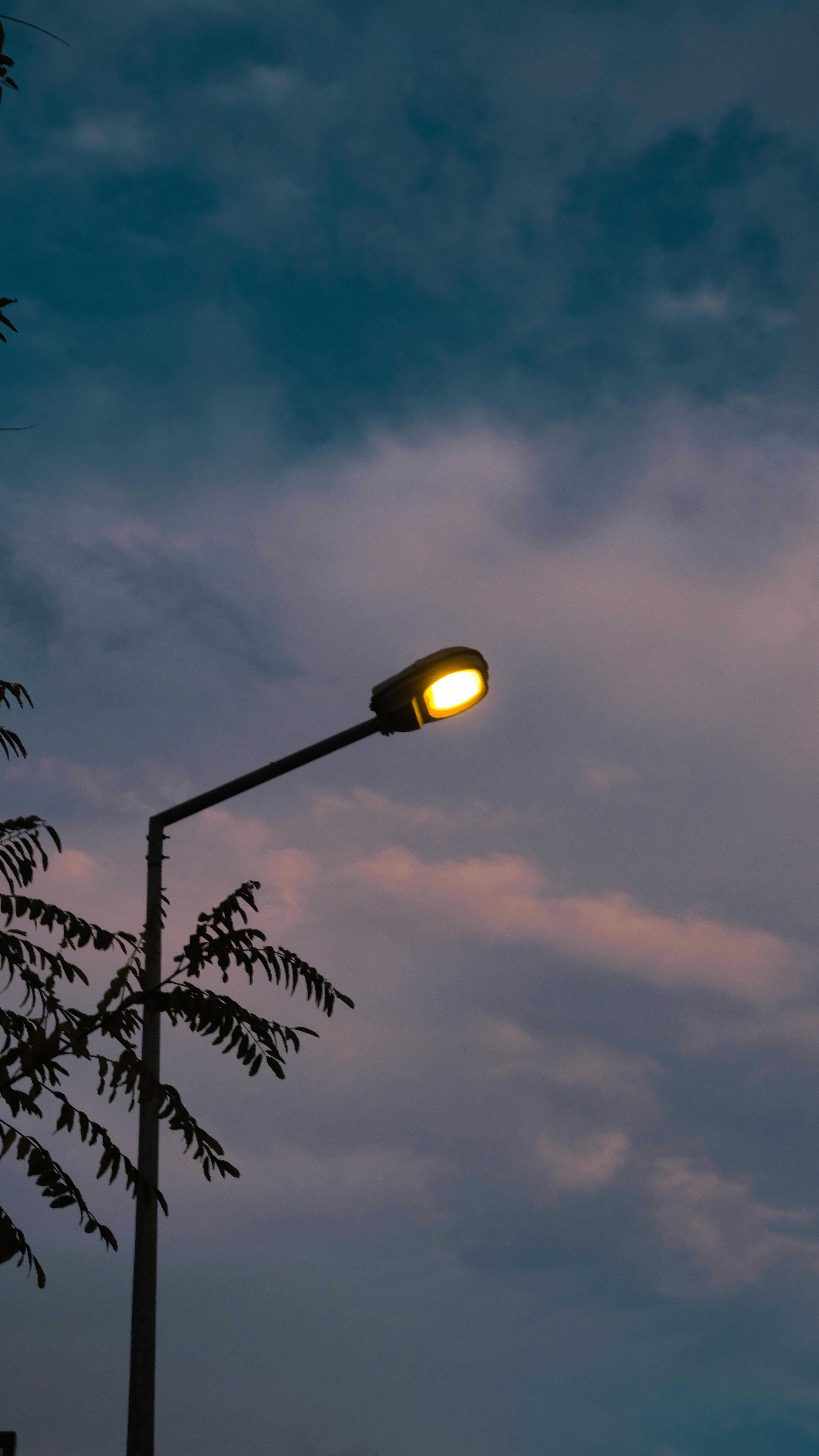 Street Lamp Wallpapers - Top Free Street Lamp Backgrounds - WallpaperAccess