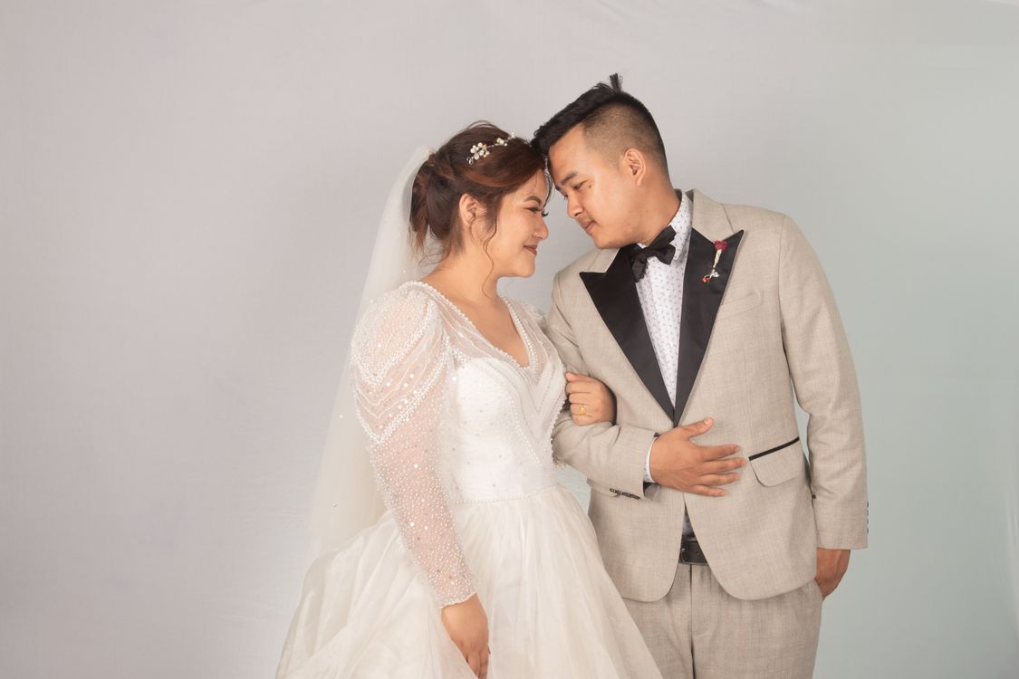 professional wedding photography capturing bride and groom couple