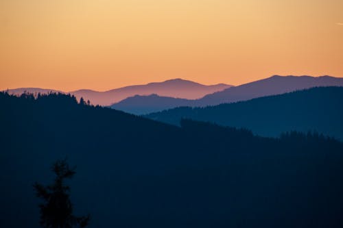 Immagine gratuita di catene montuose, montagna, paesaggio