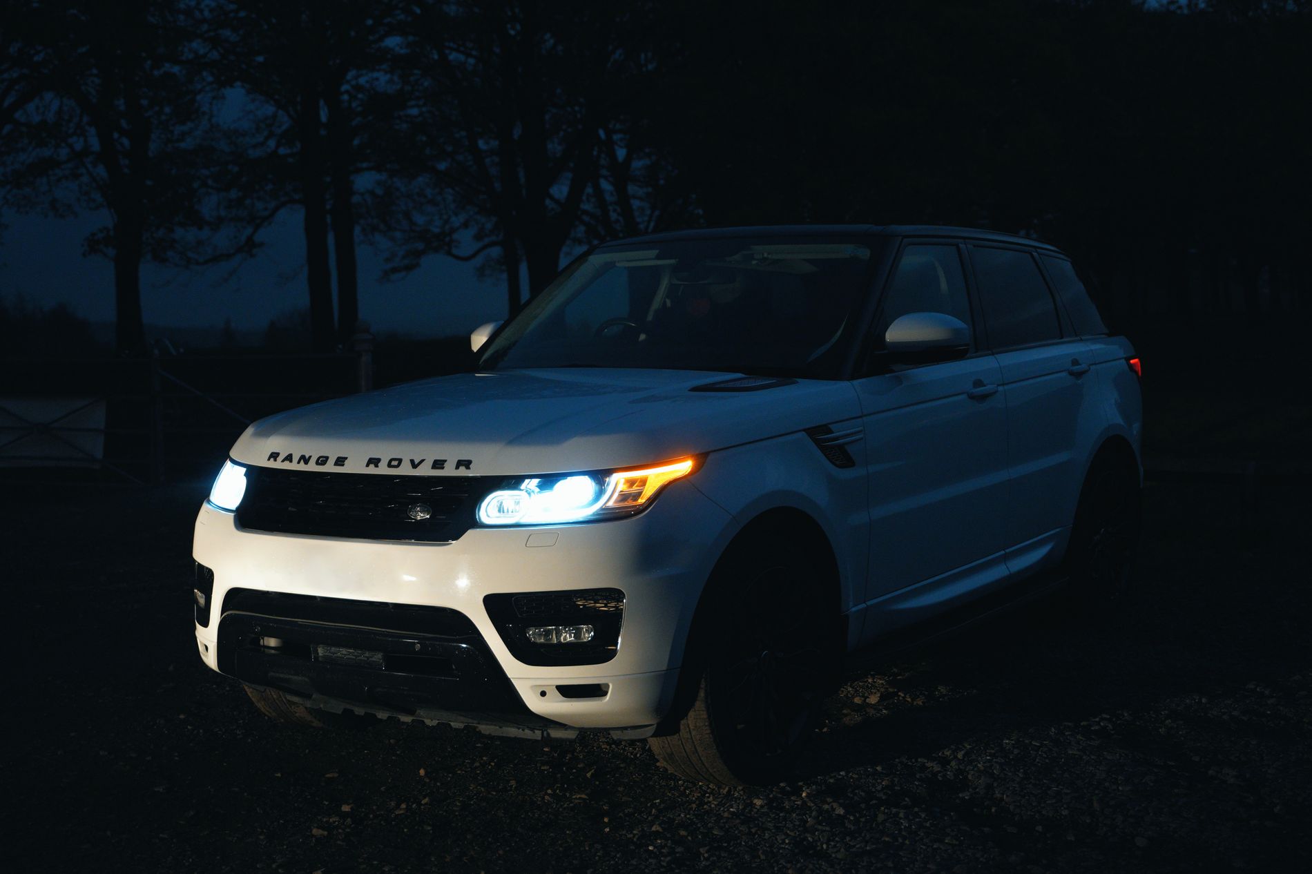 Range Rover at night