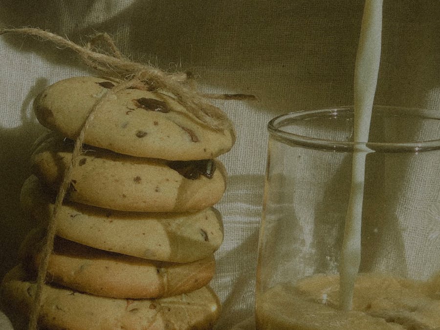 Can you drink almond milk while fasting?
