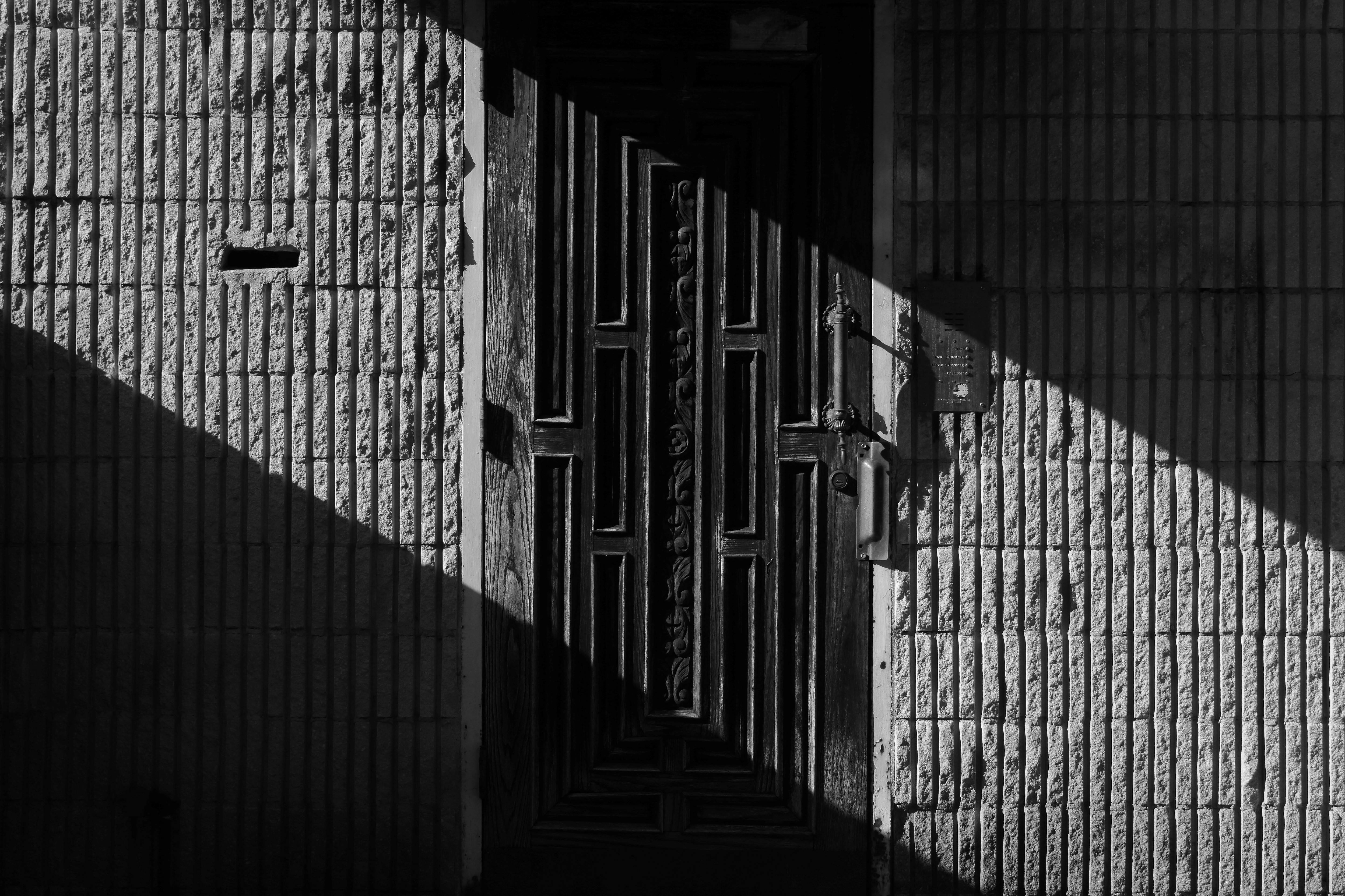 What are the 7 traits of the millionaire next door?