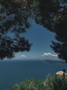 Image by Melek Arslan