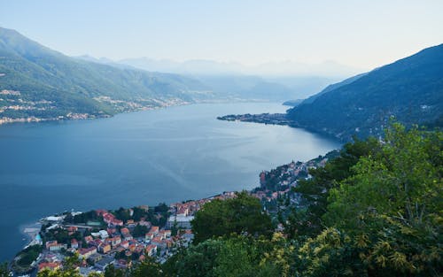 Fotobanka s bezplatnými fotkami na tému breh rieky, malebný, mesta