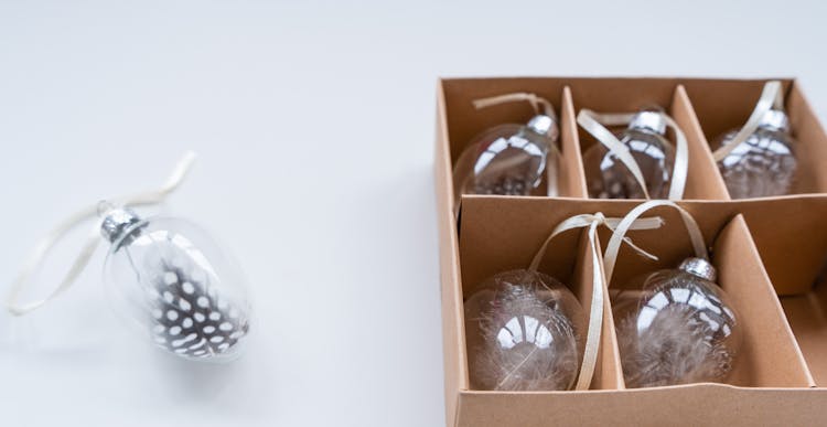 Clear Christmas Balls In A Box 