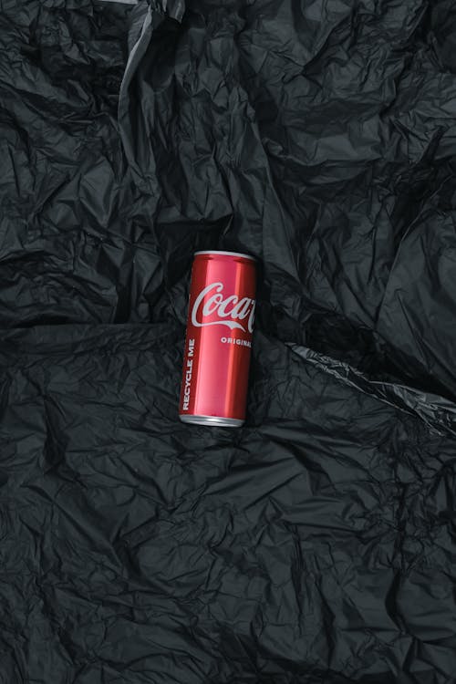 Gratis stockfoto met blikje, bovenaanzicht, Coca Cola