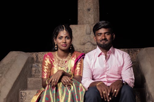 Foto profissional grátis de casal indiano, festa de casamento, fotografia de casamento