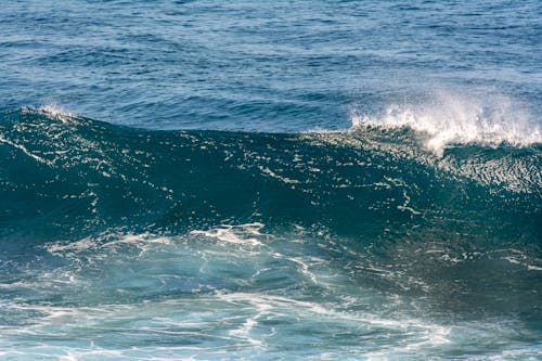 Kostenloses Stock Foto zu atlantischer ozean, große wellen, meer