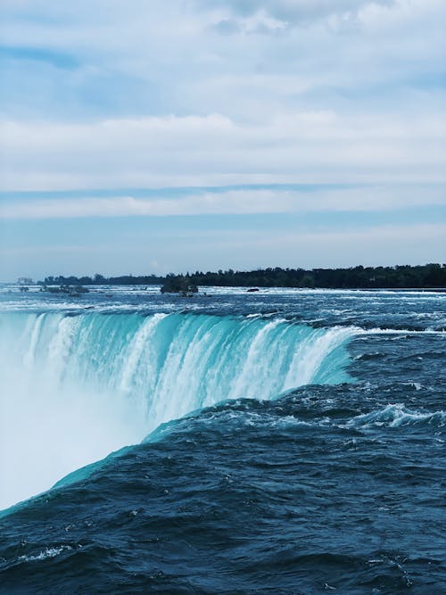 Horseshoe Falls in Ontario, Canada