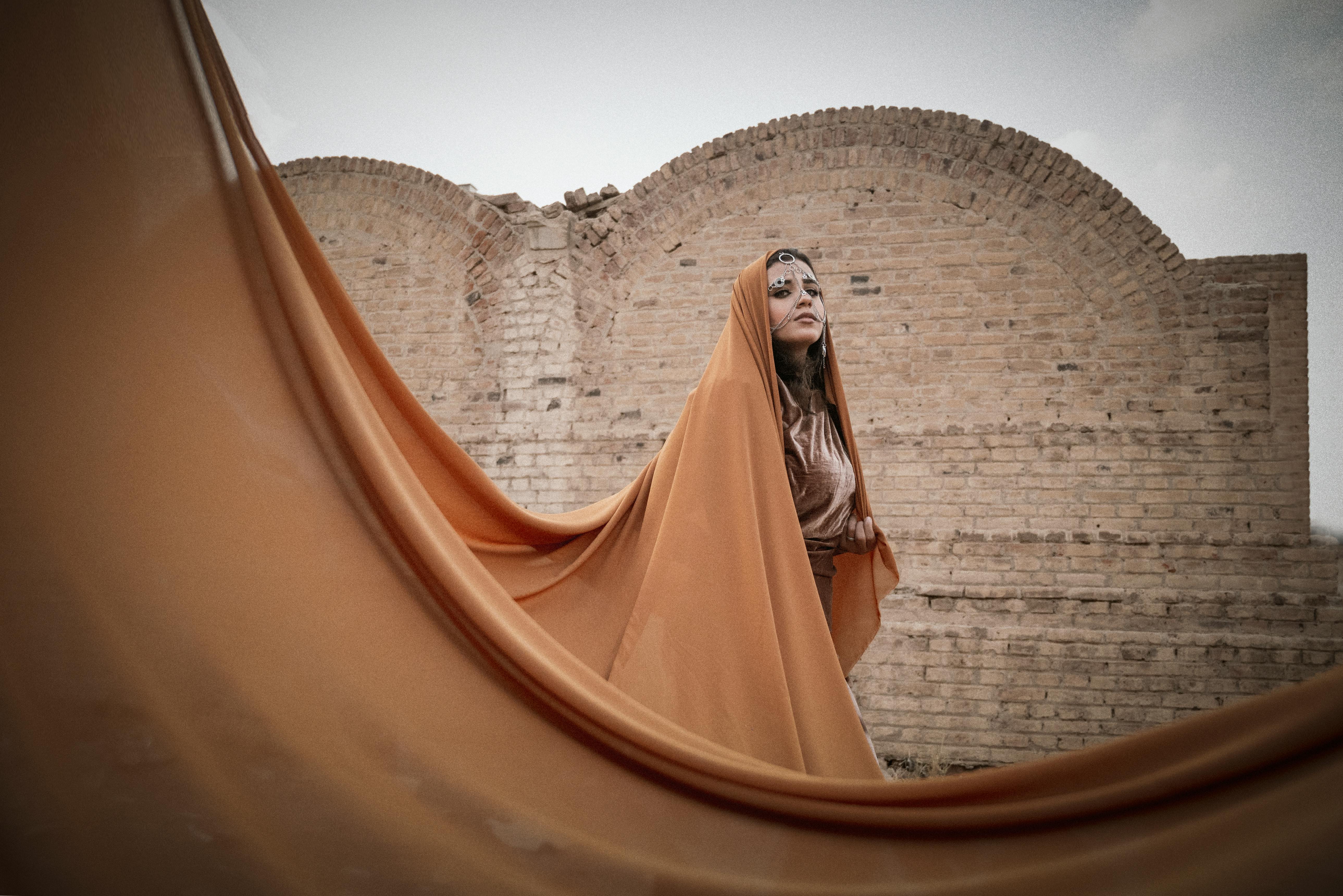 How thick should Barndominium walls be?