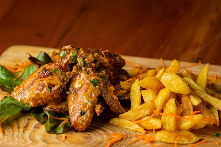 Chicken Wings And Fries