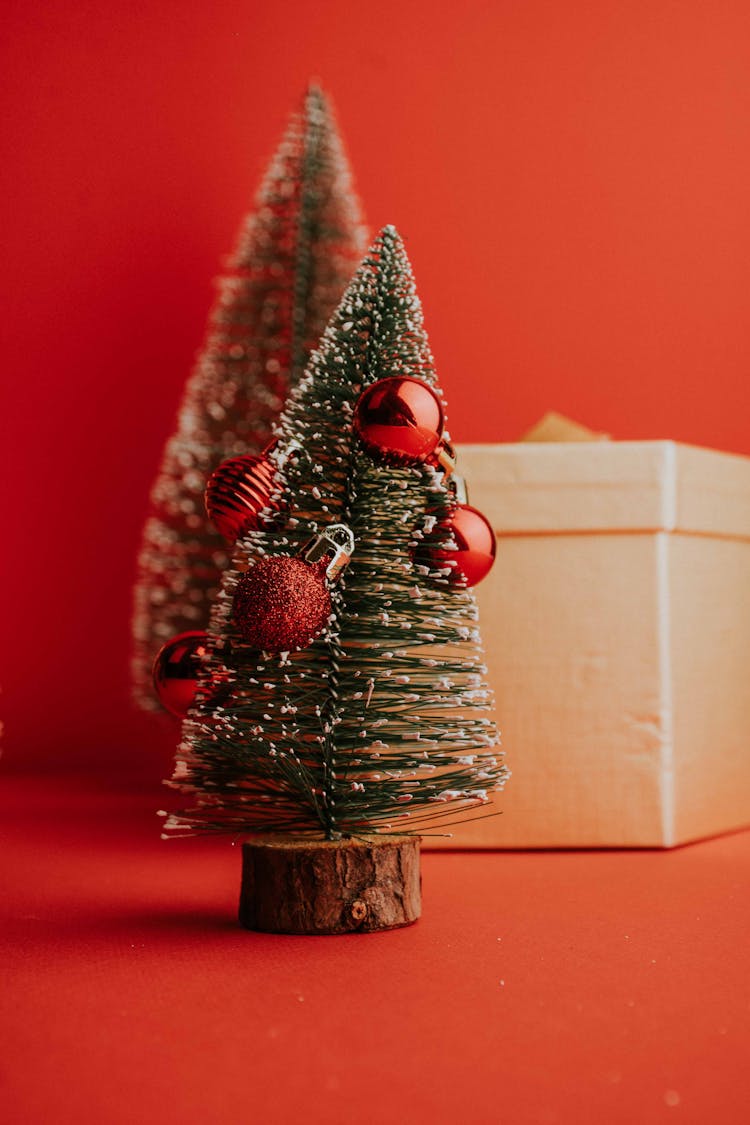 Toy Christmas Tree And Balls