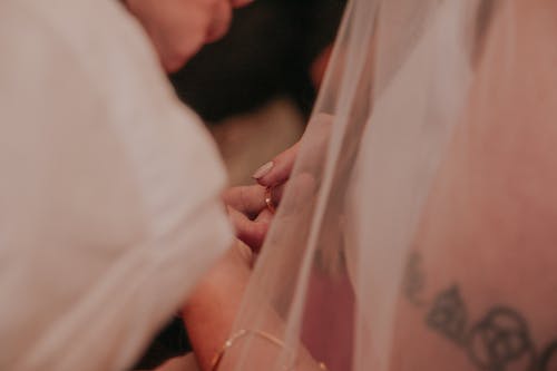 Kostnadsfri bild av bröllopsfotografi, ceremoni, händer