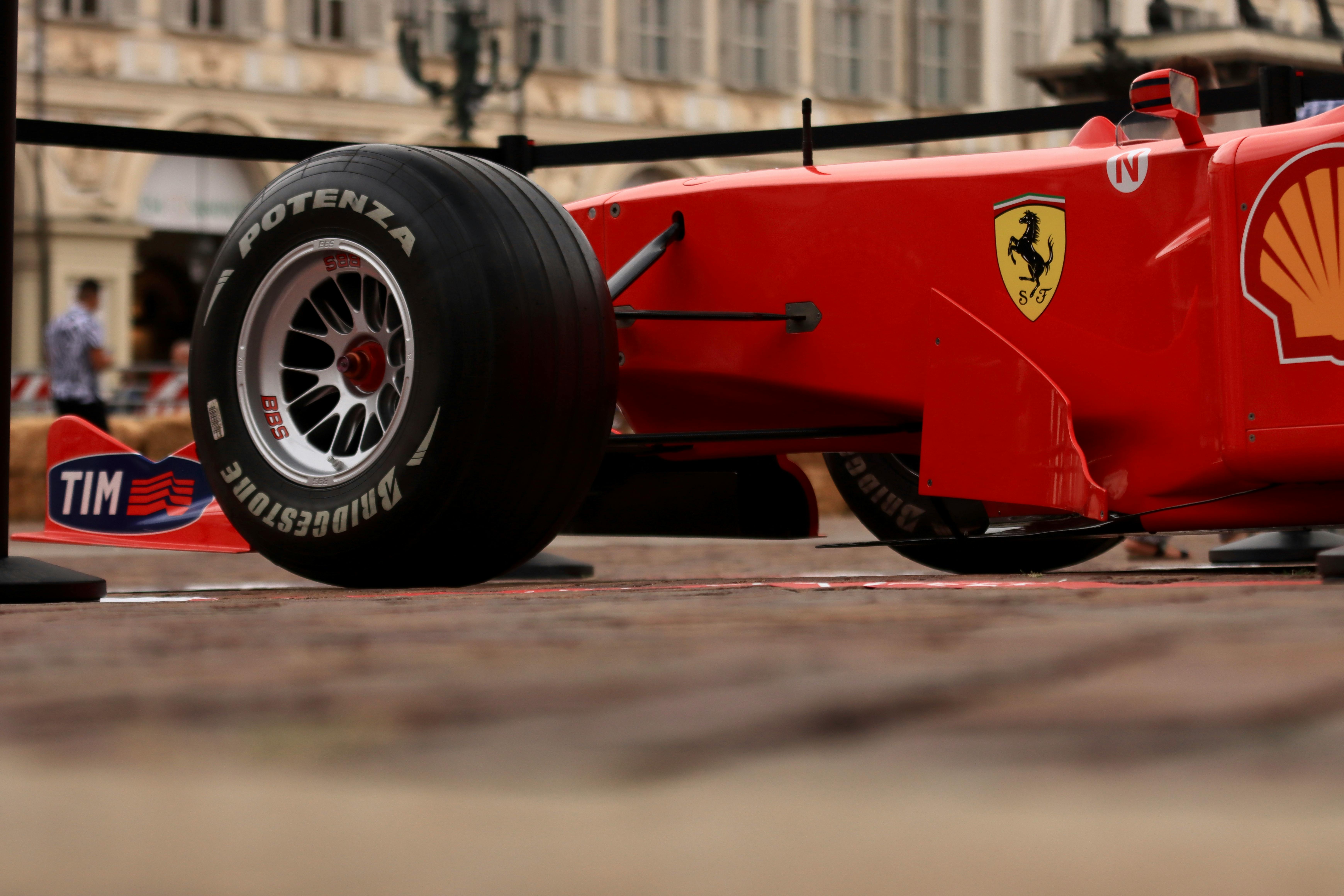 Formula 1 Car Photos, Download The BEST Free Formula 1 Car Stock Photos and HD Images
