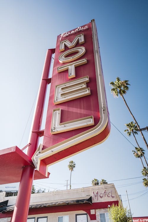 Paradies Motel   Los Angeles