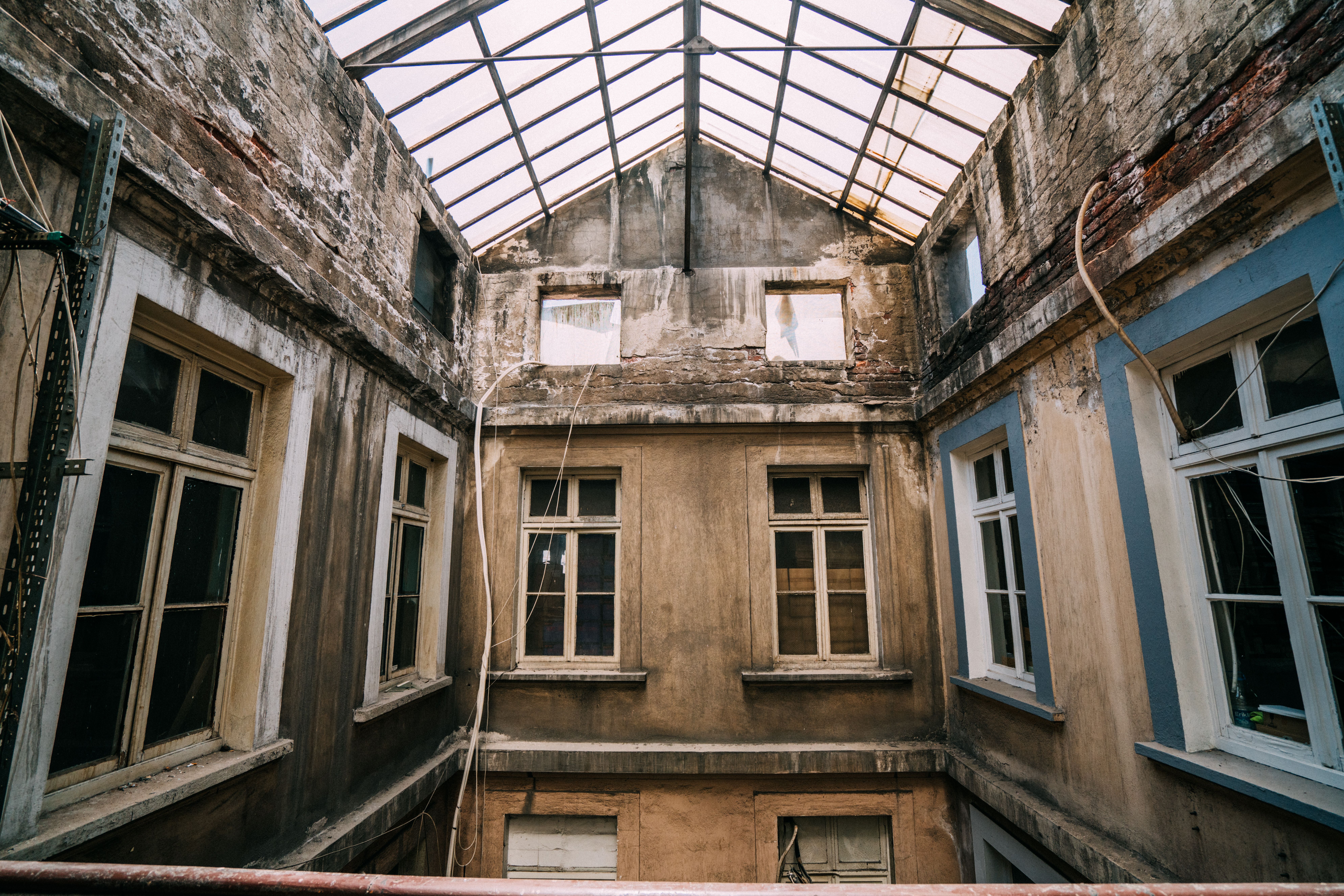 Structural Rehabilitation Lucknow Case Study: From Weak to Resilient