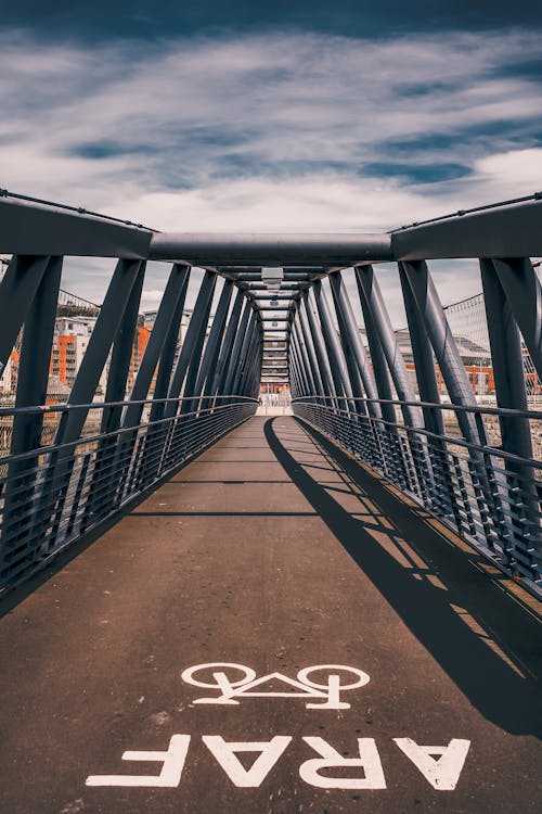 Gratis stockfoto met asfalt, brug, bruggen