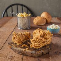 Salted egg crispy chicken bowl, photo by Mounir Salah on Pexels