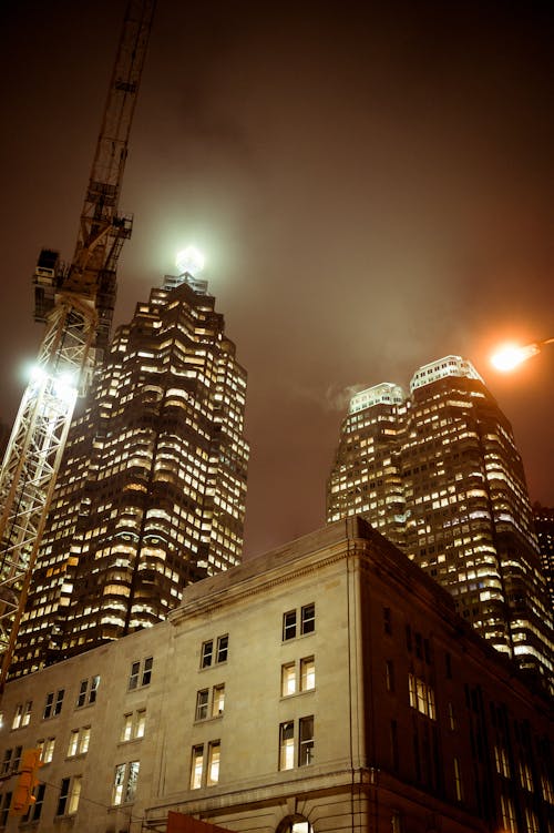 Foto d'estoc gratuïta de ciutat, edifici alt, edificis