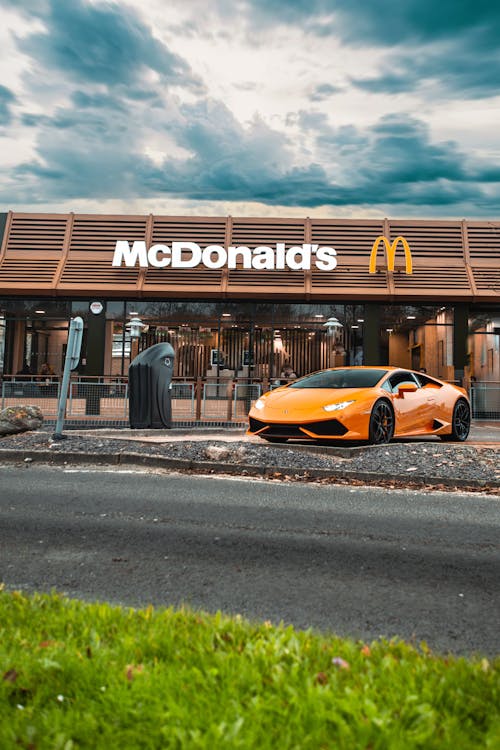 Lamborghini Huracan by McDonalds