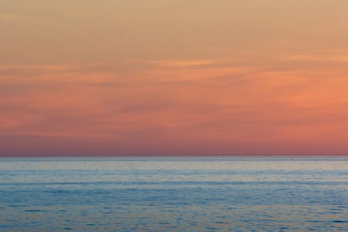 altın saat, deniz, gün batımı içeren Ücretsiz stok fotoğraf