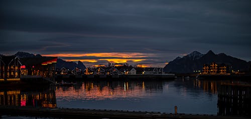 Fotos de stock gratuitas de amanecer, ciudad, ciudades