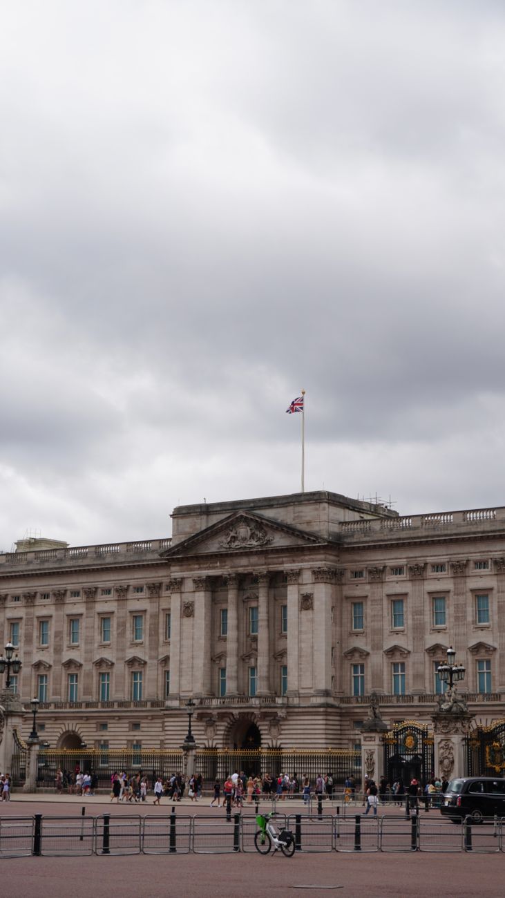 Buckingham Palace: State Rooms Admission with Audio Guide