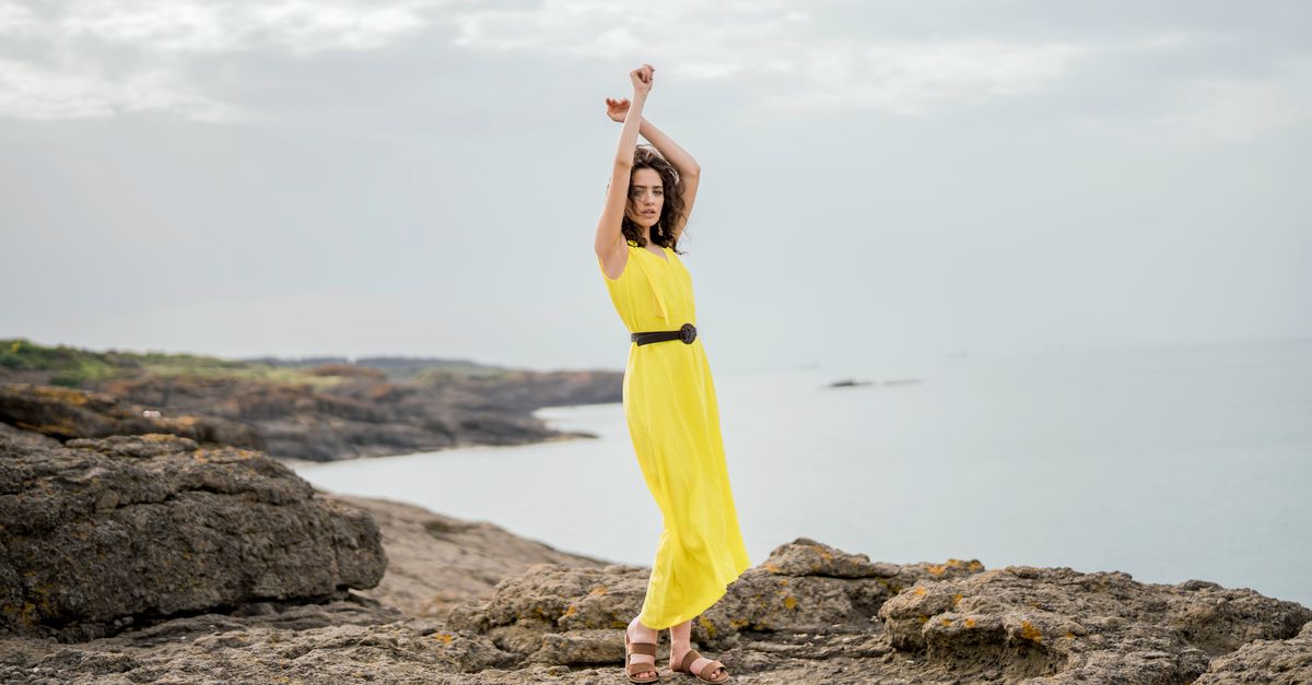 Robe asymétrique : Styles tendance 2026