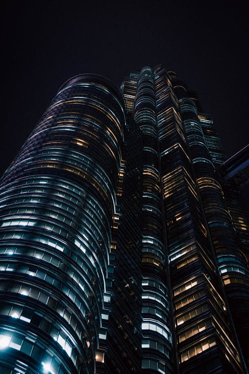 무료 로우앵글 샷, 말레이시아, 밤의 무료 스톡 사진