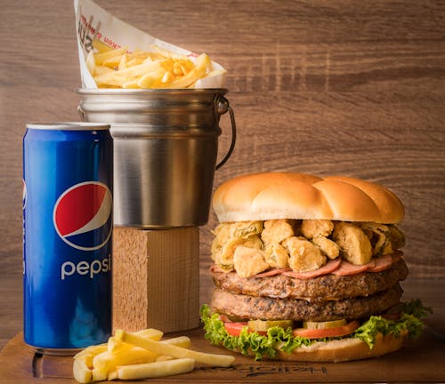 Immagine gratuita di avvicinamento, cheeseburger, cibo