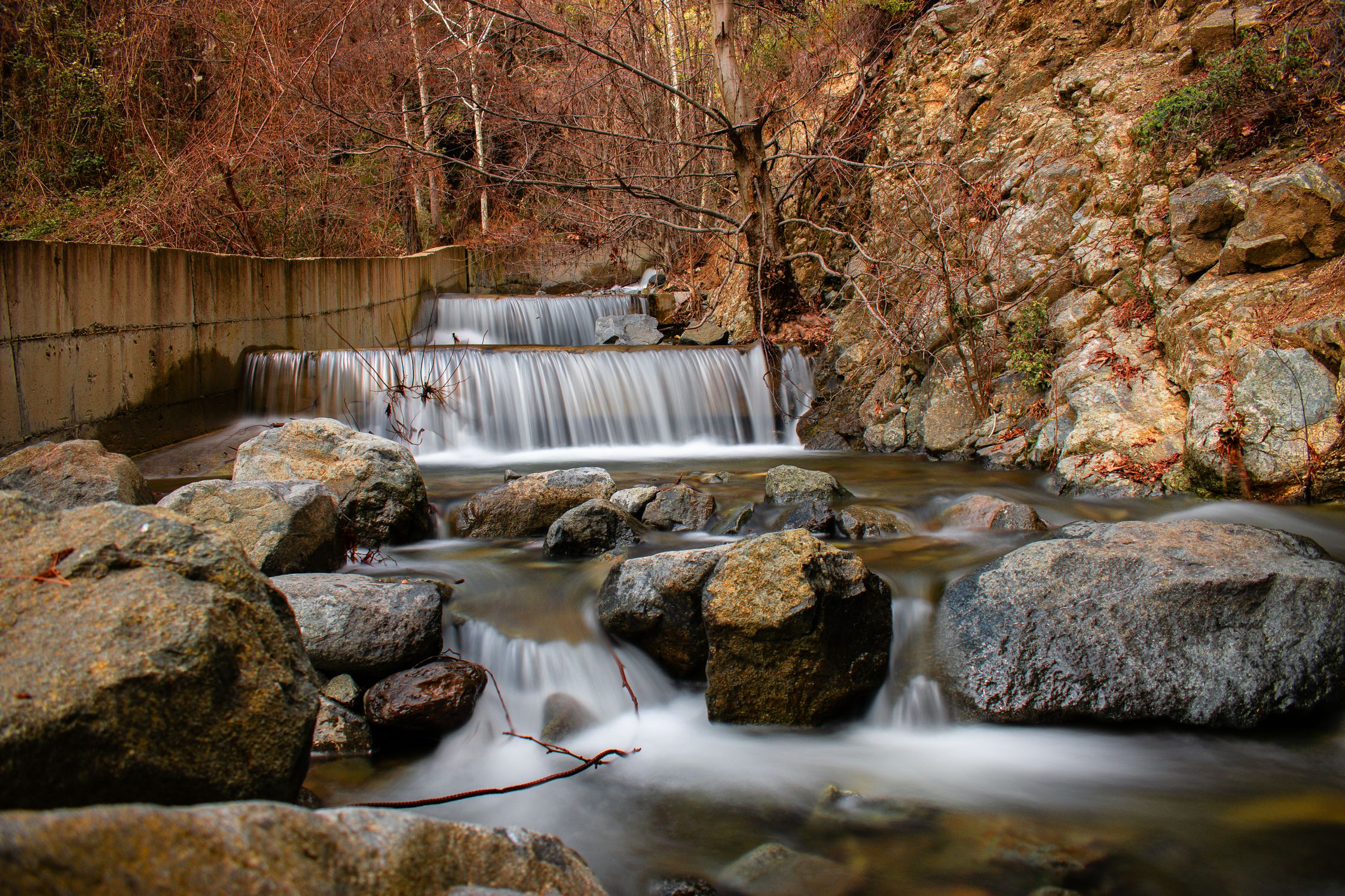Big Rocks on Cascade · Free Stock Photo