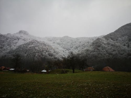 Foto d'estoc gratuïta de a l'aire lliure, boira, muntanyes